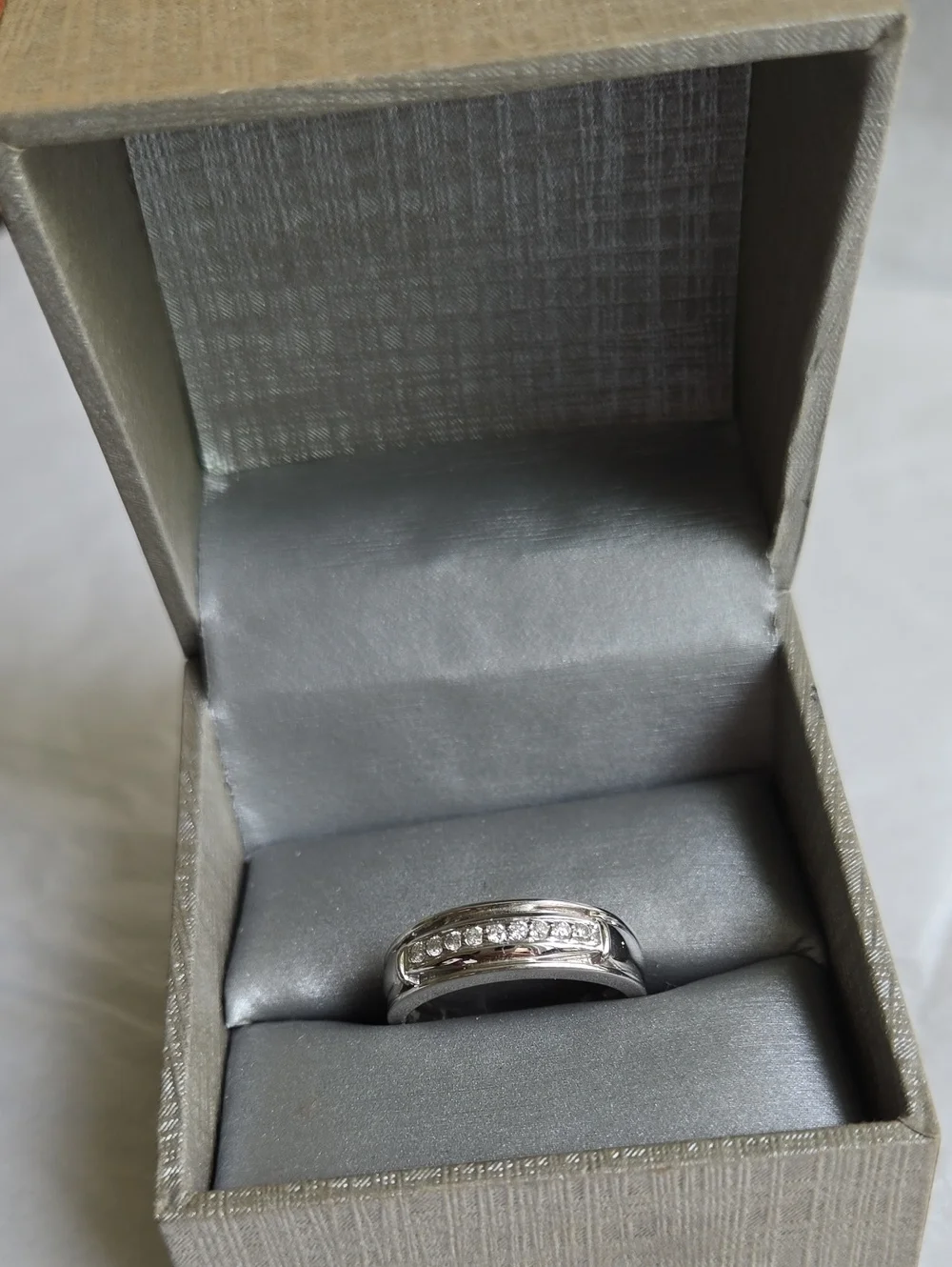 Zales White Gold Men's Band Ring with Daimonds.